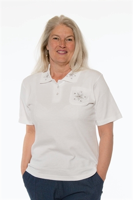 Reflect hvid basic polo t-shirt dame med V-hals og broderi